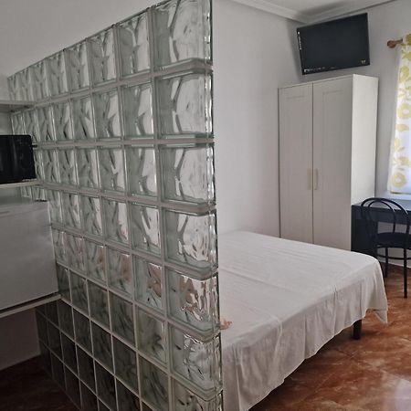 Pension Navarra Мадрид Екстер'єр фото