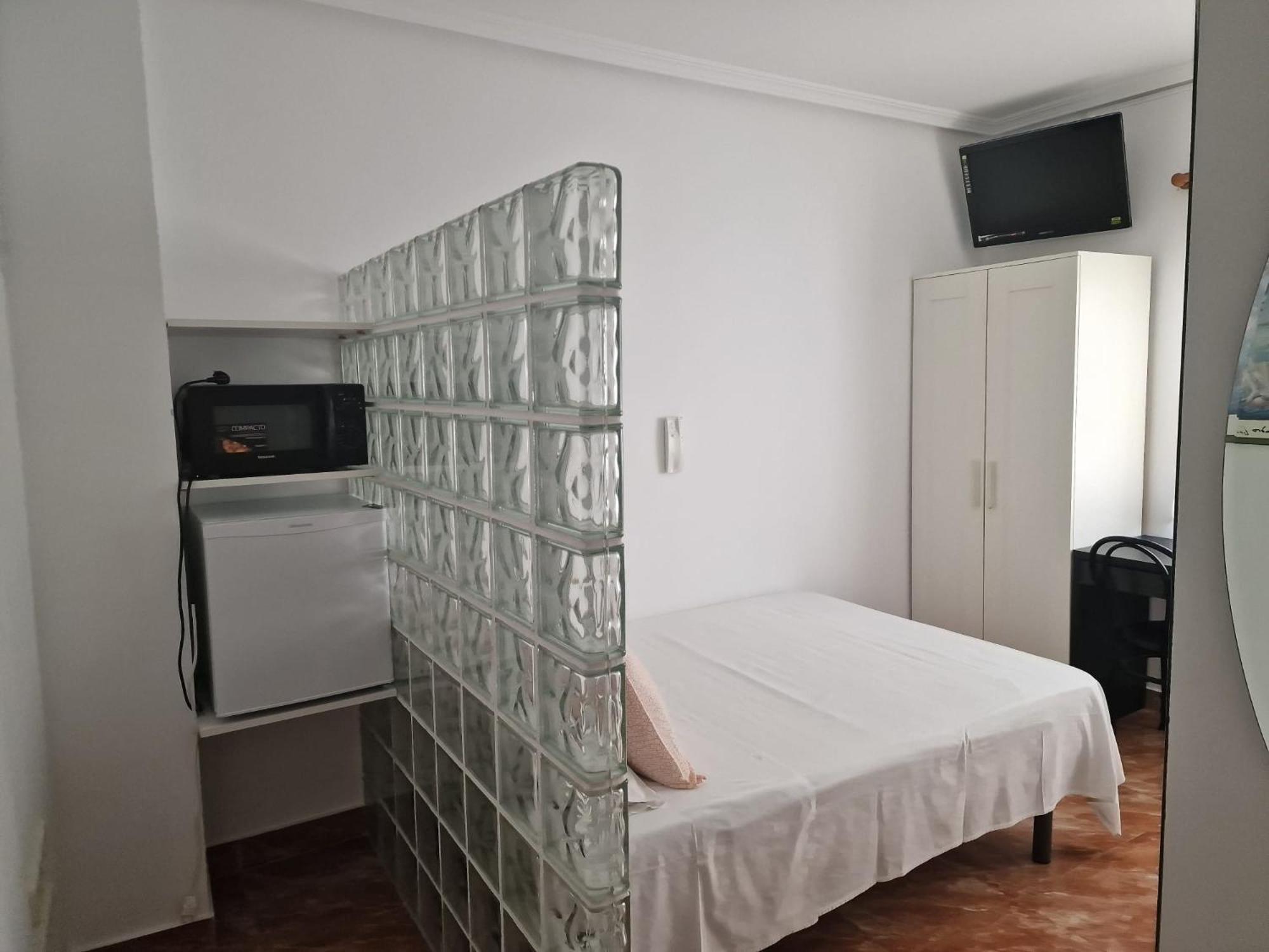 Pension Navarra Мадрид Екстер'єр фото