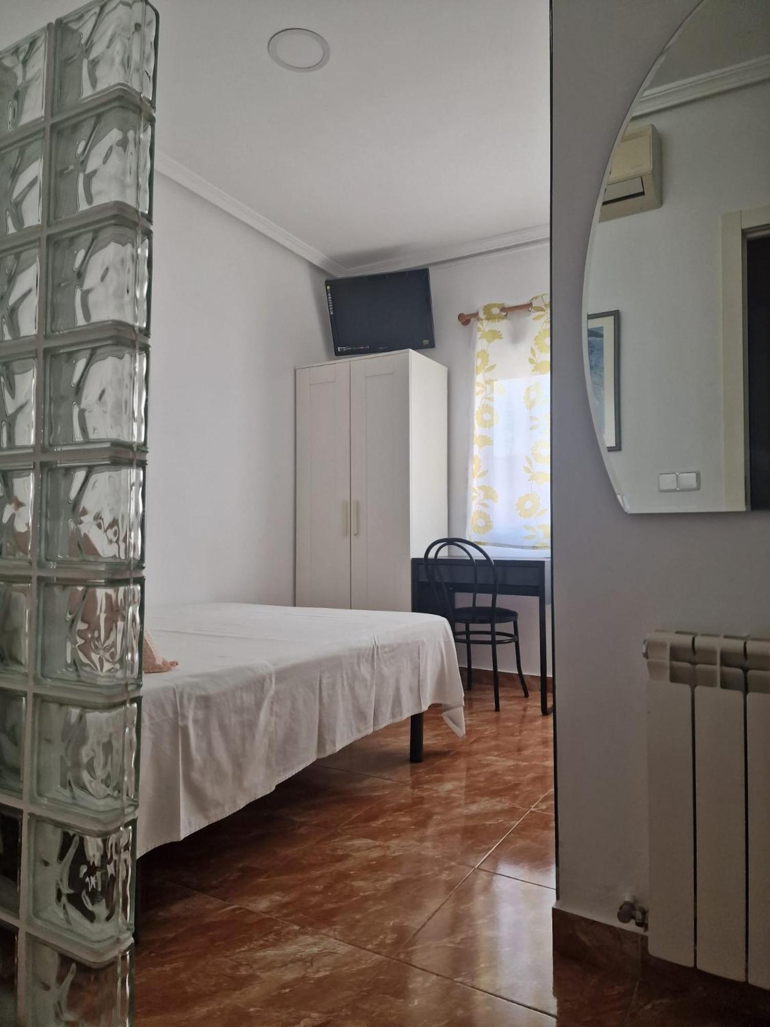 Pension Navarra Мадрид Екстер'єр фото