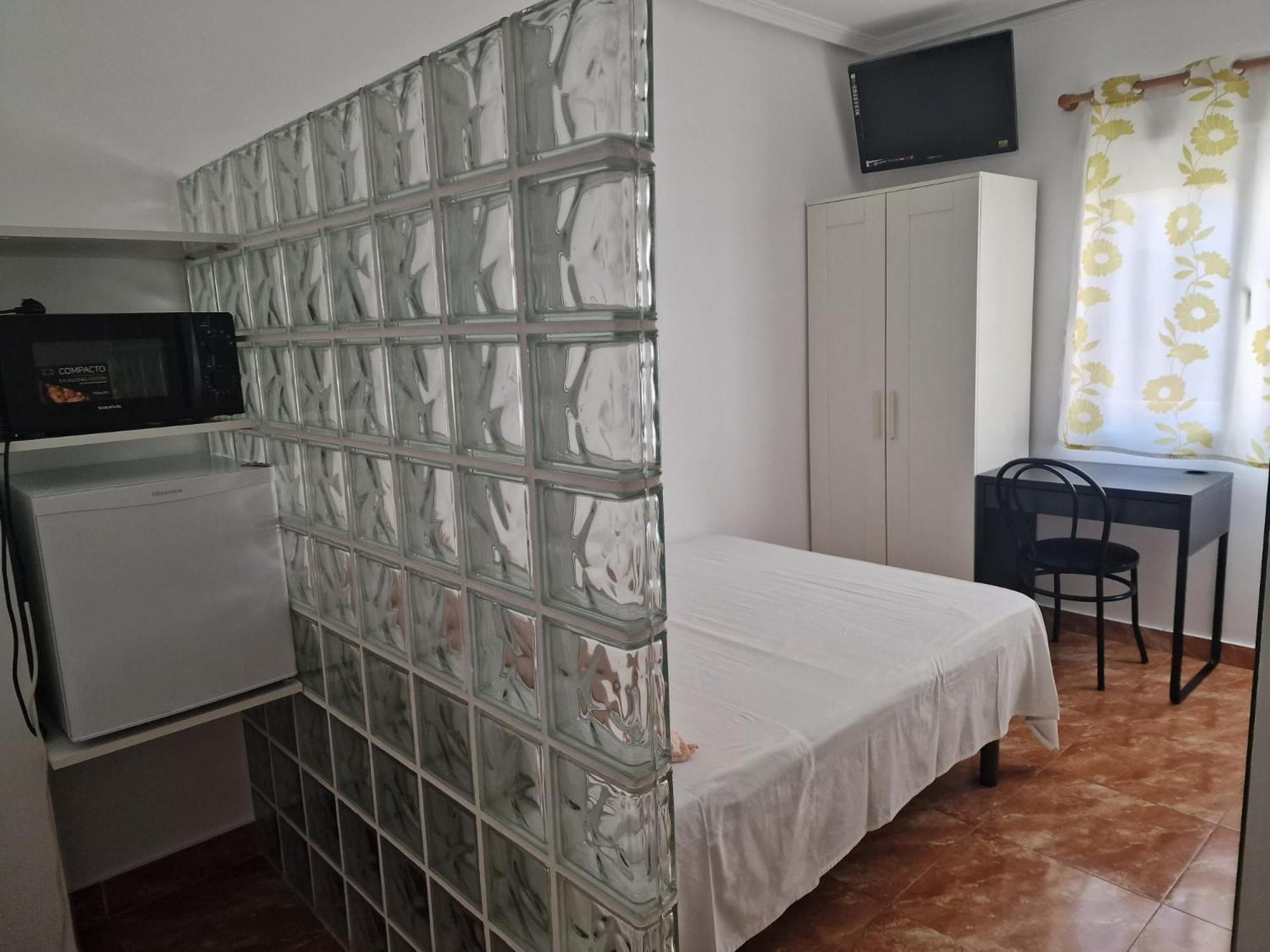 Pension Navarra Мадрид Екстер'єр фото