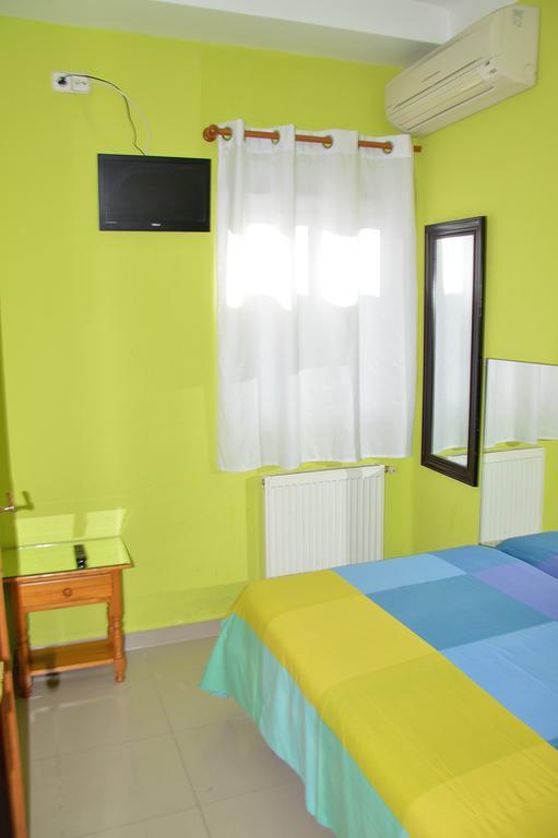 Pension Navarra Мадрид Екстер'єр фото